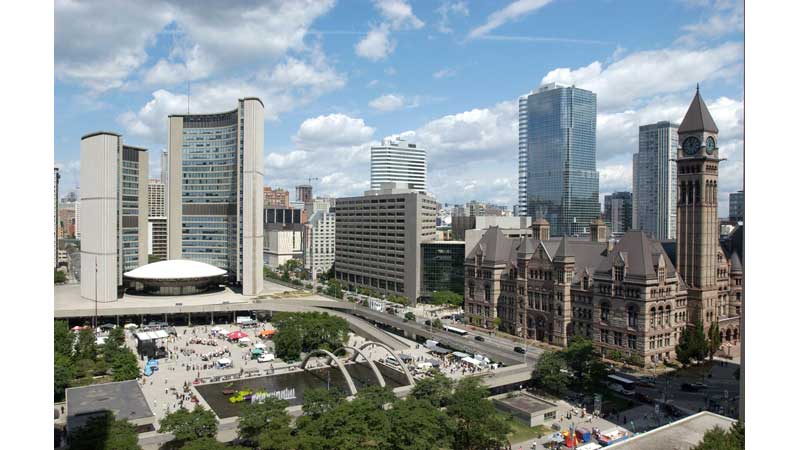 🍁🏙️ City of Toronto Launches Cleaning Blitz to Protect Public Spaces, Streets and Parks 🧹